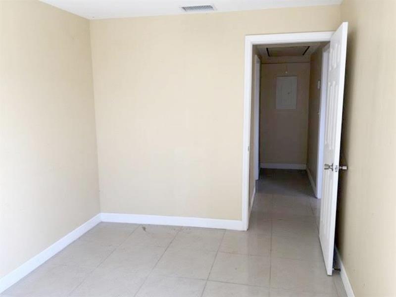 Pompano Beach Office Warehouse